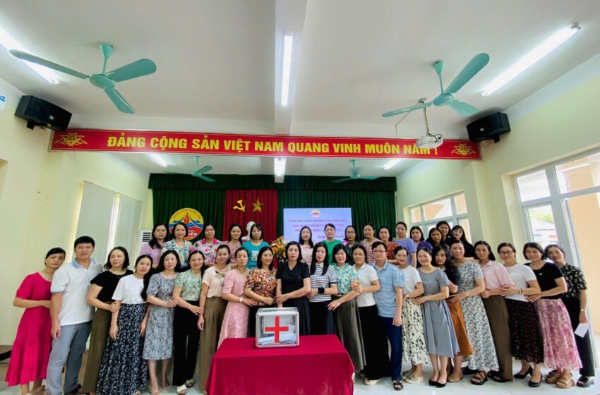  TRƯỜNG THCS ĐIỆN BIÊN QUYÊN GÓP, ỦNG HỘ ĐỒNG BÀO BỊ THIỆT HẠI BỞI CƠN BÃO SỐ 3 GÂY RA